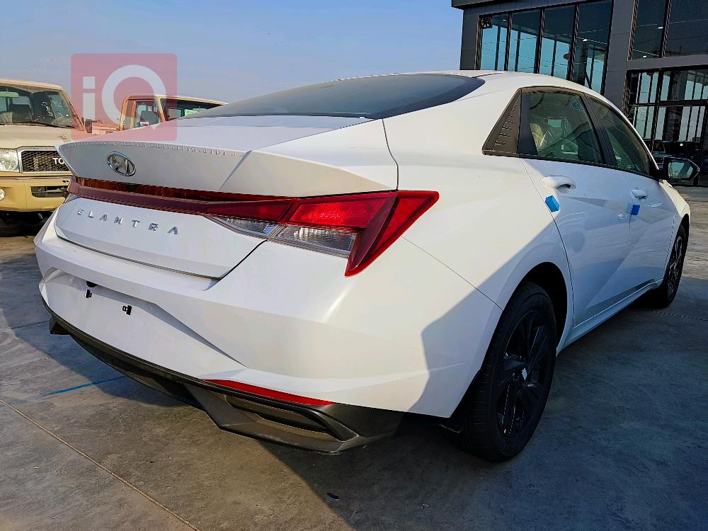 هیوندای ئەلەنترا